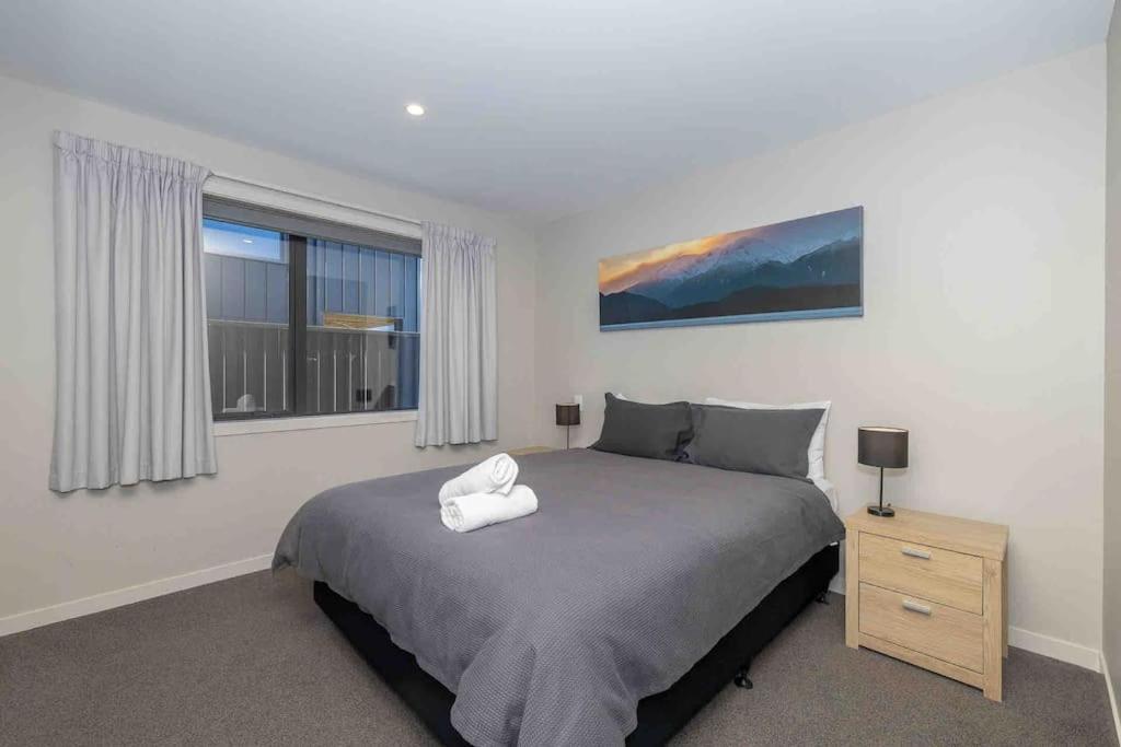 Great Views From New 2 Bedroom Apartment Te Anau Exteriér fotografie