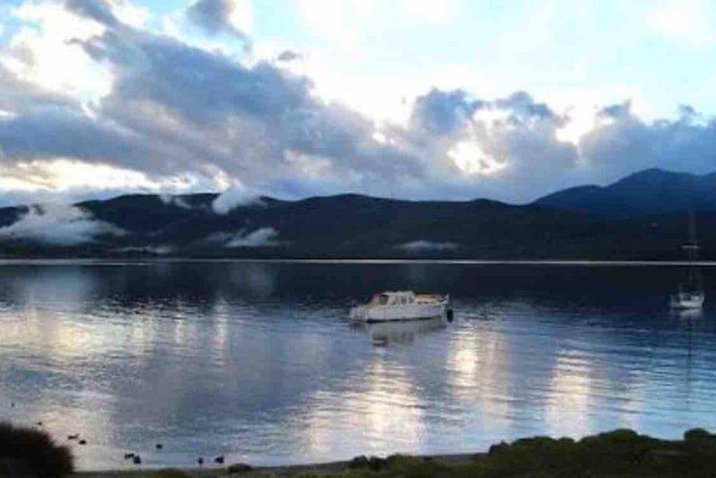 Great Views From New 2 Bedroom Apartment Te Anau Exteriér fotografie