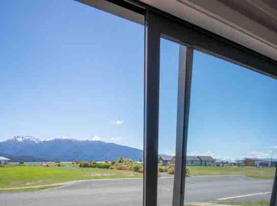 Great Views From New 2 Bedroom Apartment Te Anau Exteriér fotografie