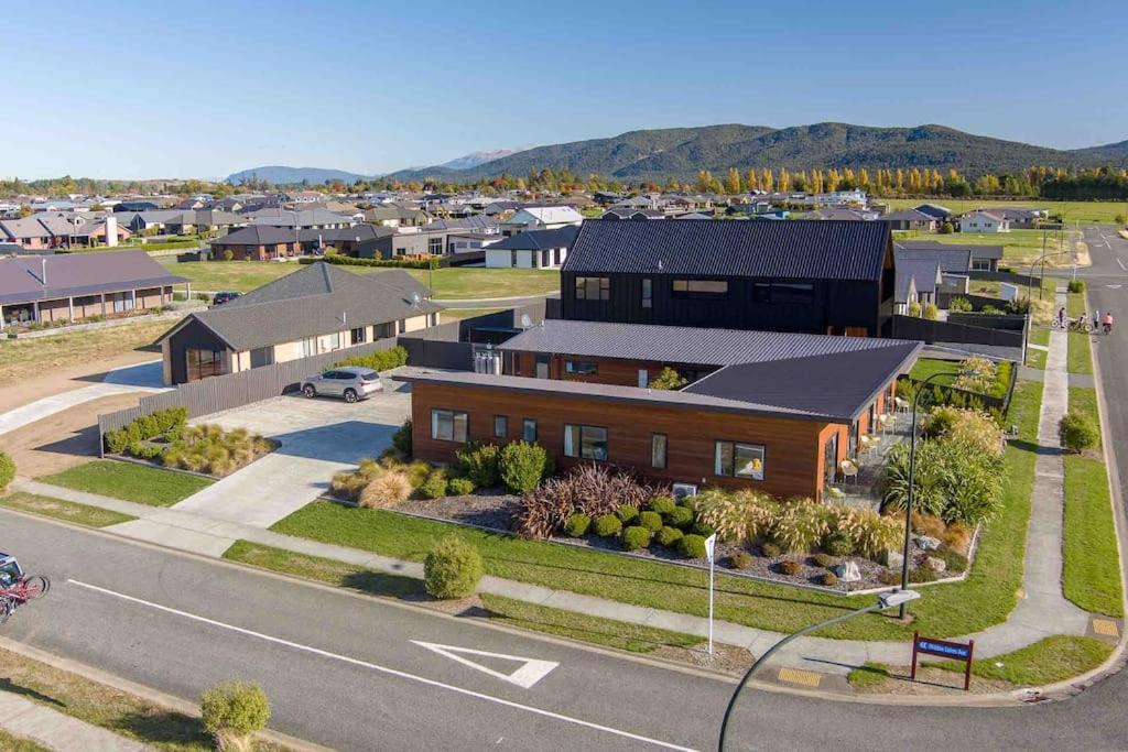 Great Views From New 2 Bedroom Apartment Te Anau Exteriér fotografie